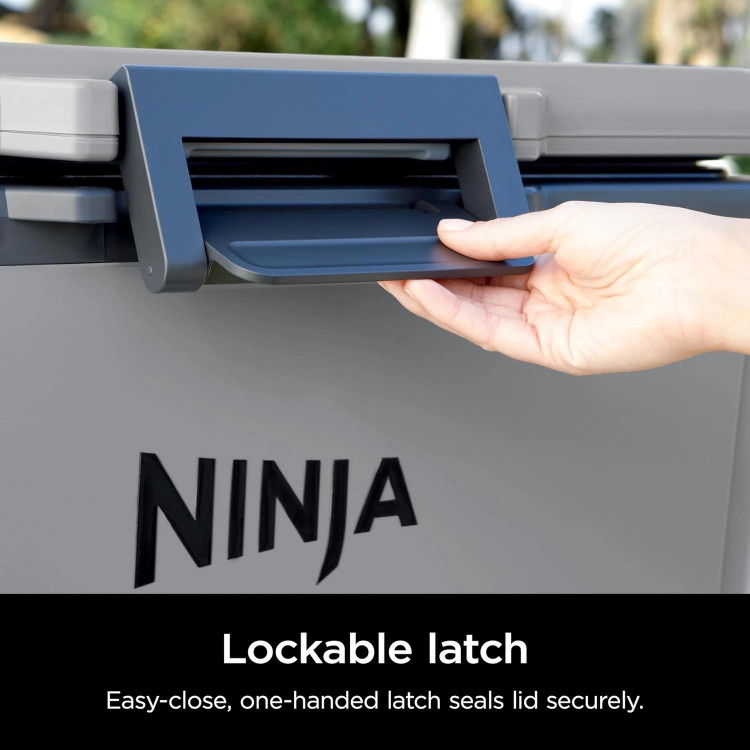 یخچال مسافرتی نینجا مدل FB151 ظرفیت ۴۷ لیترNINJA